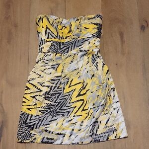 Trixxi Yellow Patterned Strapless Dress Size 7